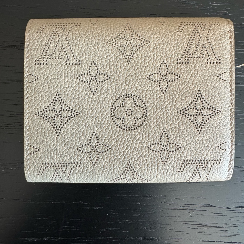 Louis Vuitton Iris Compact Wallet - Picture 3 of 10